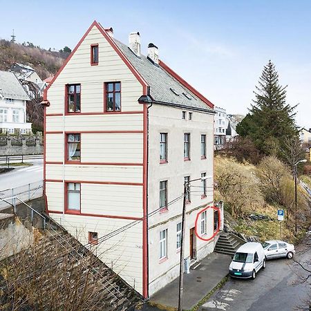 Small, Central And Quiet Studio Apartment In Ålesund Eksteriør bilde
